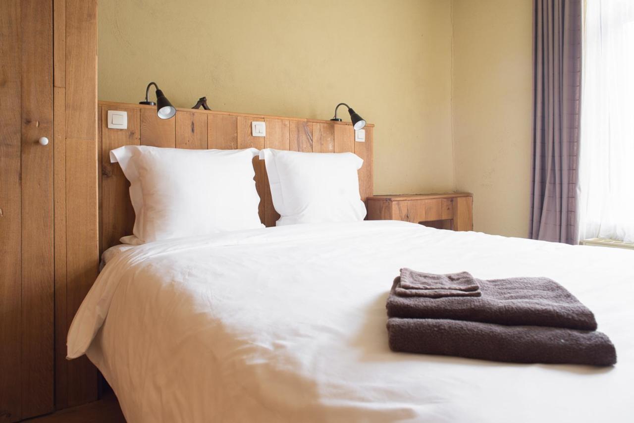 Poeziehotel Surplace - 15 Min Van Pairi Daiza & Industriezone Ghislenghien Bever Esterno foto